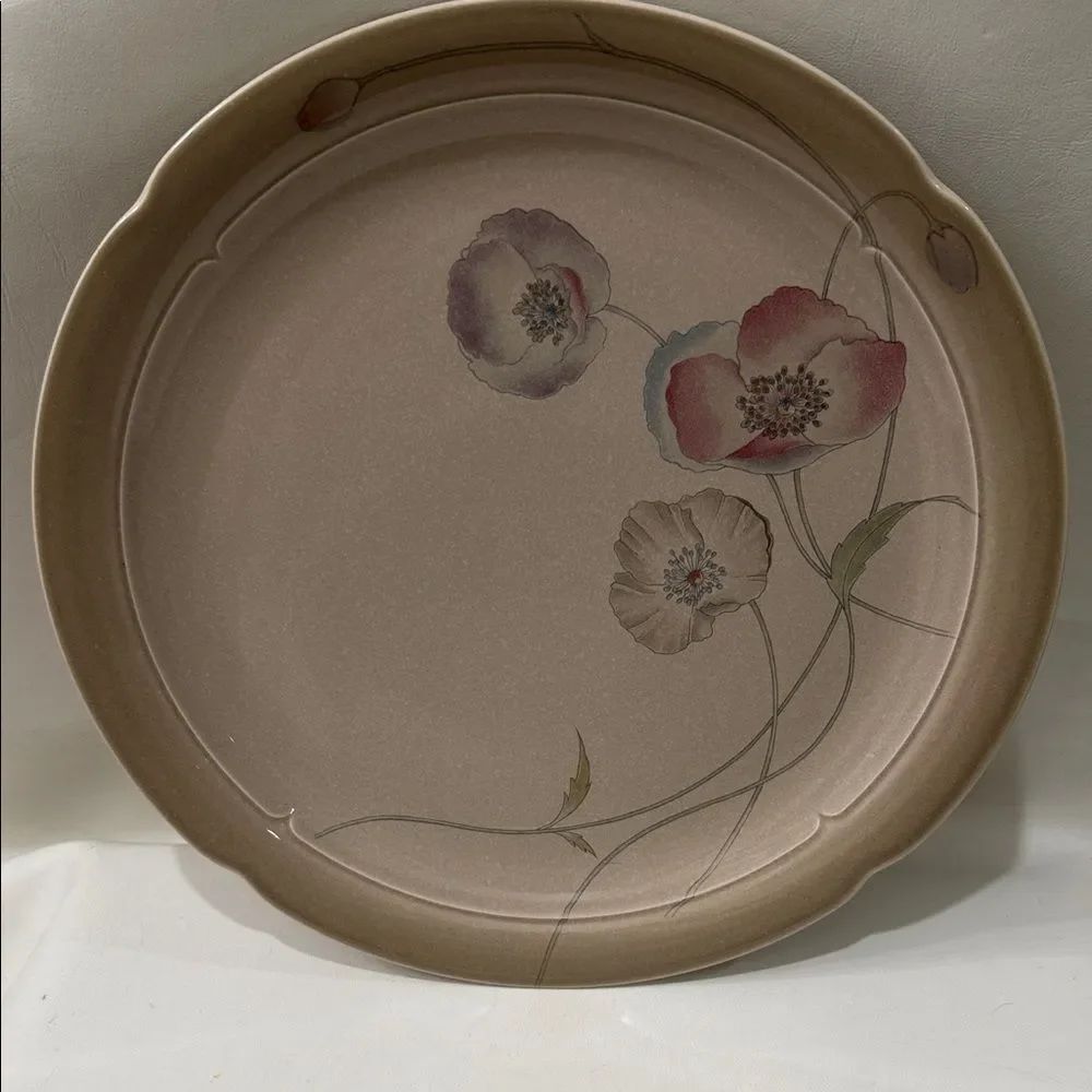 Mikasa Lyric Poppies Floral Serve-ware Chop  Plate Tan Pink Blue 12 1/2 Inches